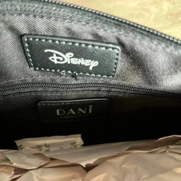 DANI by Danielle Nicole Disney Mickey Mouse Shoulder Bag Red and Black NWT - Picture 3 of 10